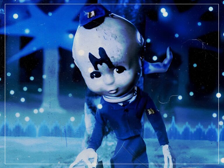 How ‘We Are the Strange’ goes back to the mysterious internet age